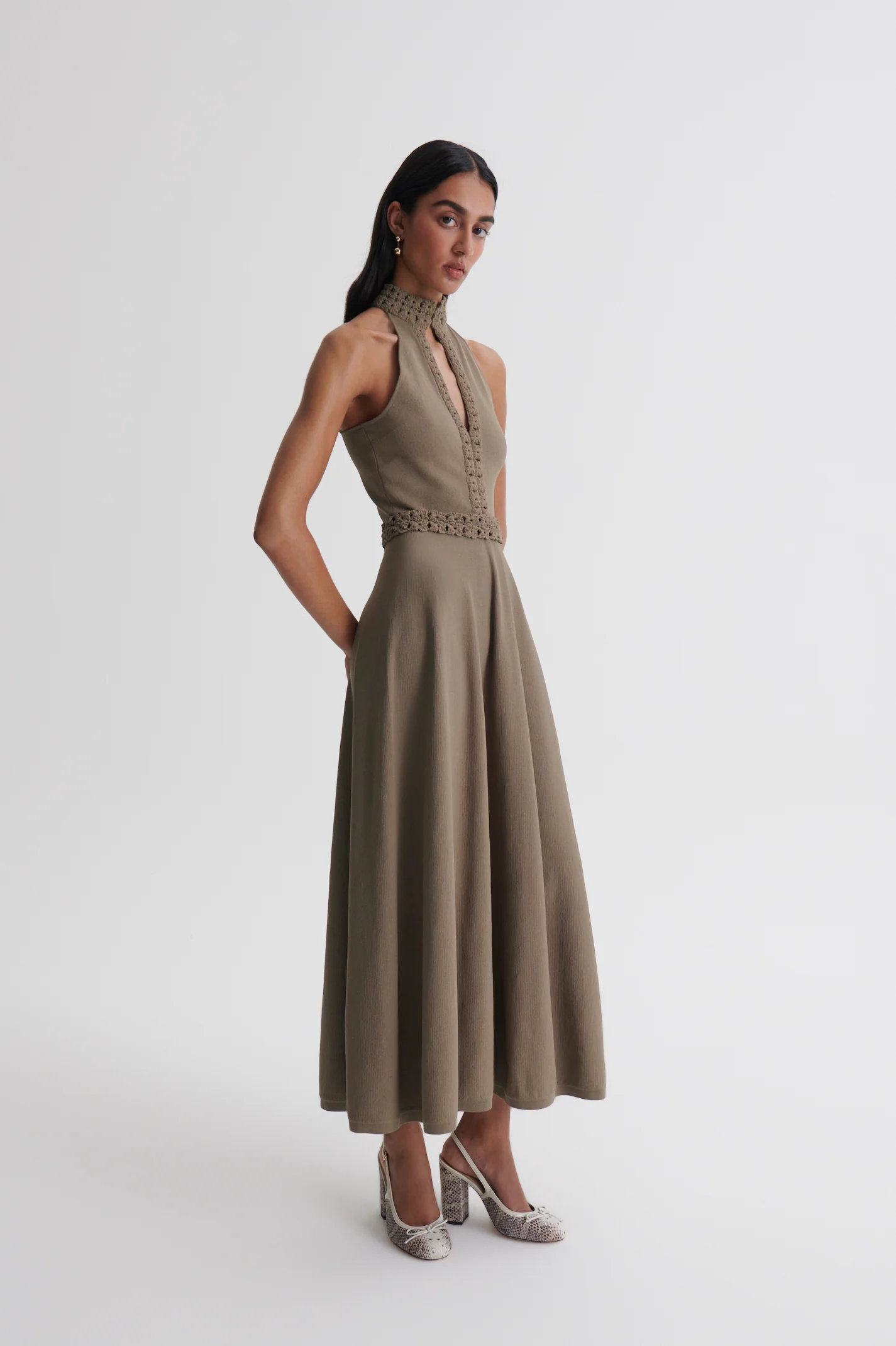 CREPE KNIT DAISY SLEEVELESS DRESS - Image 6
