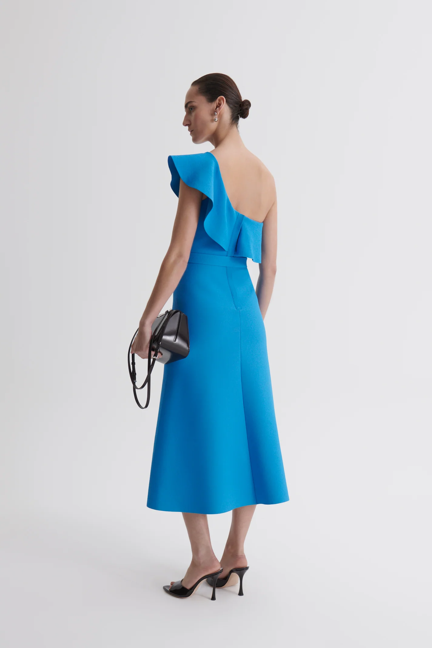 CREPE KNIT RUFFLE SHOULDER DRESS - Image 6