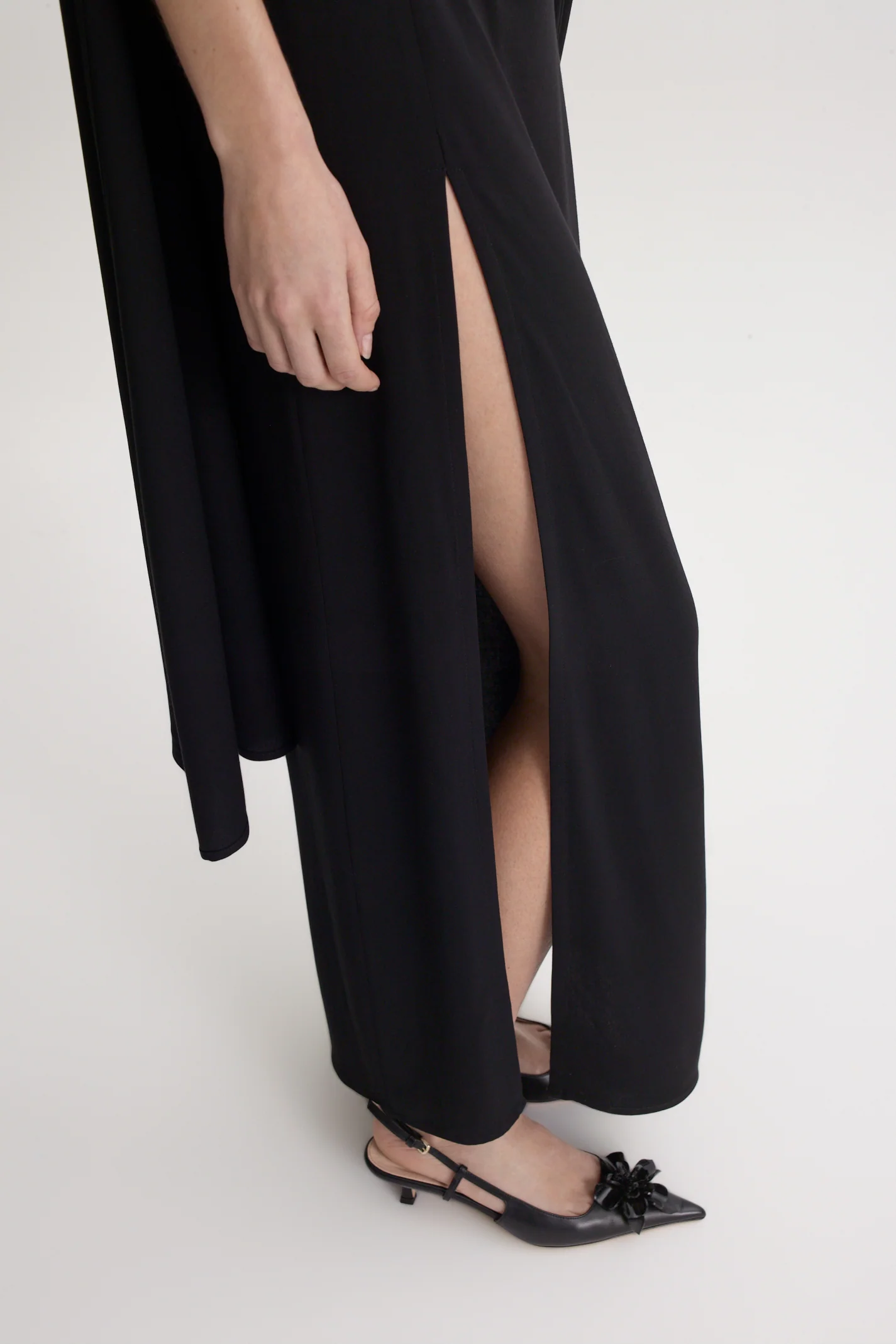 DRAPE CAPE GOWN - Image 7