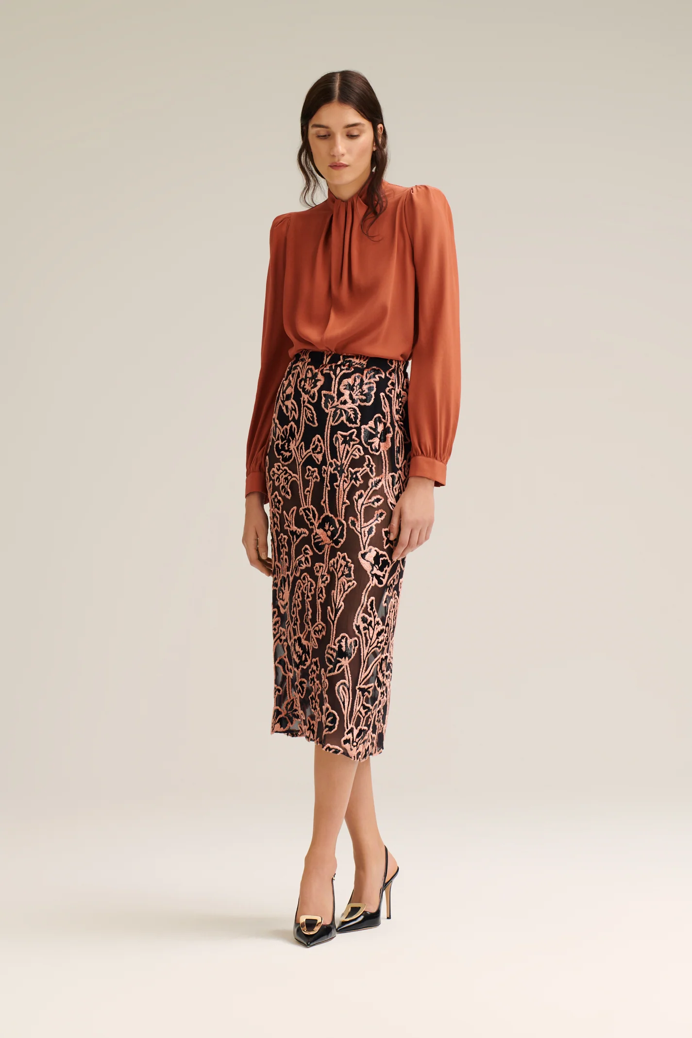 FRENCH VELVET FLORAL  SKIRT - Image 3