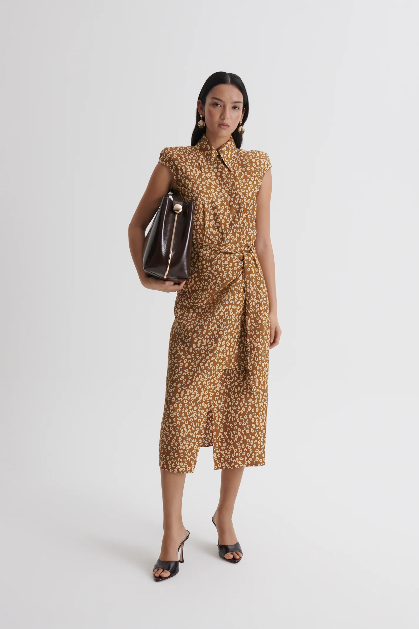 SILK ANIMAL PRINT WRAP DRESS - Image 4