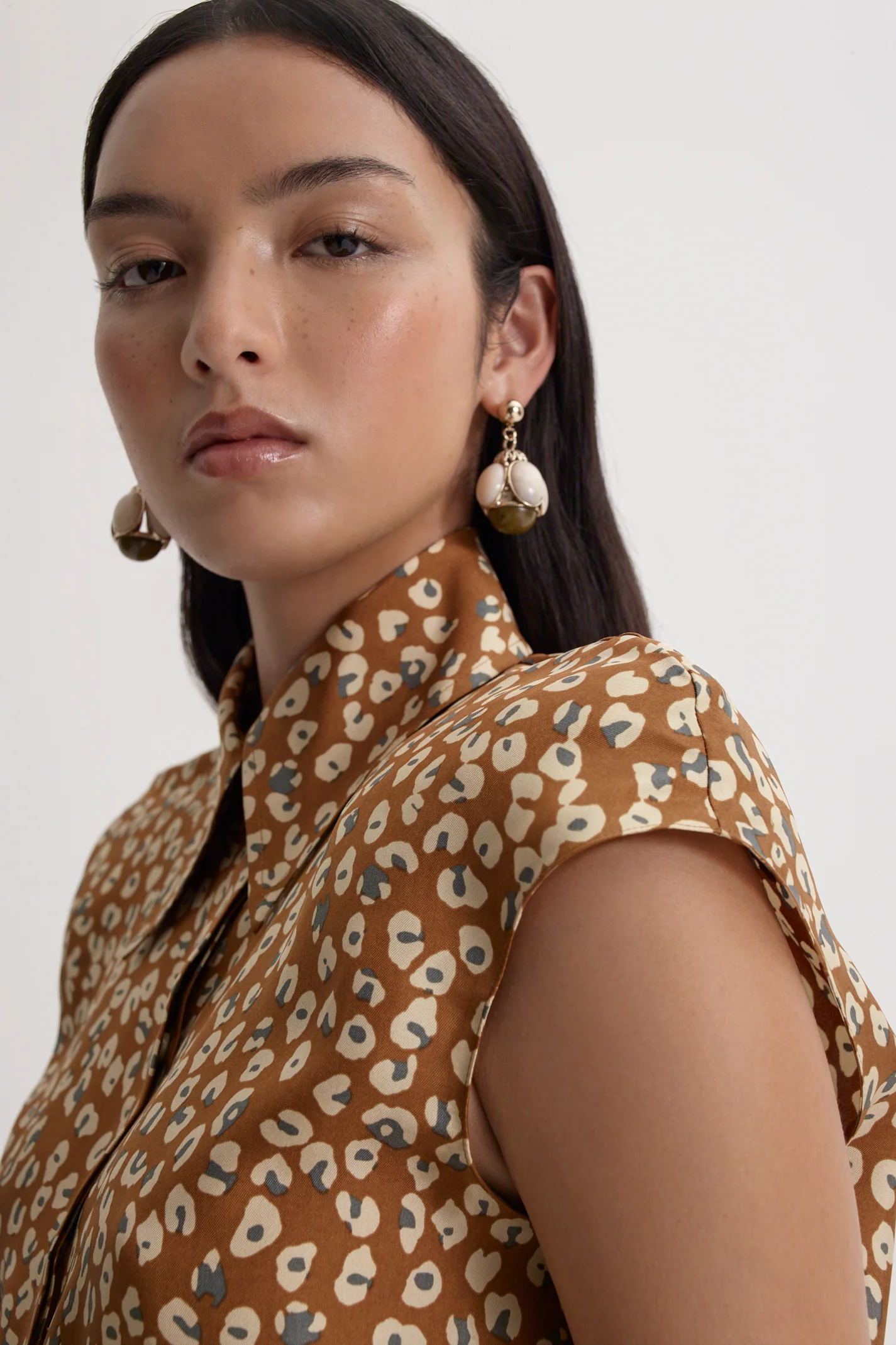 SILK ANIMAL PRINT WRAP DRESS - Image 8